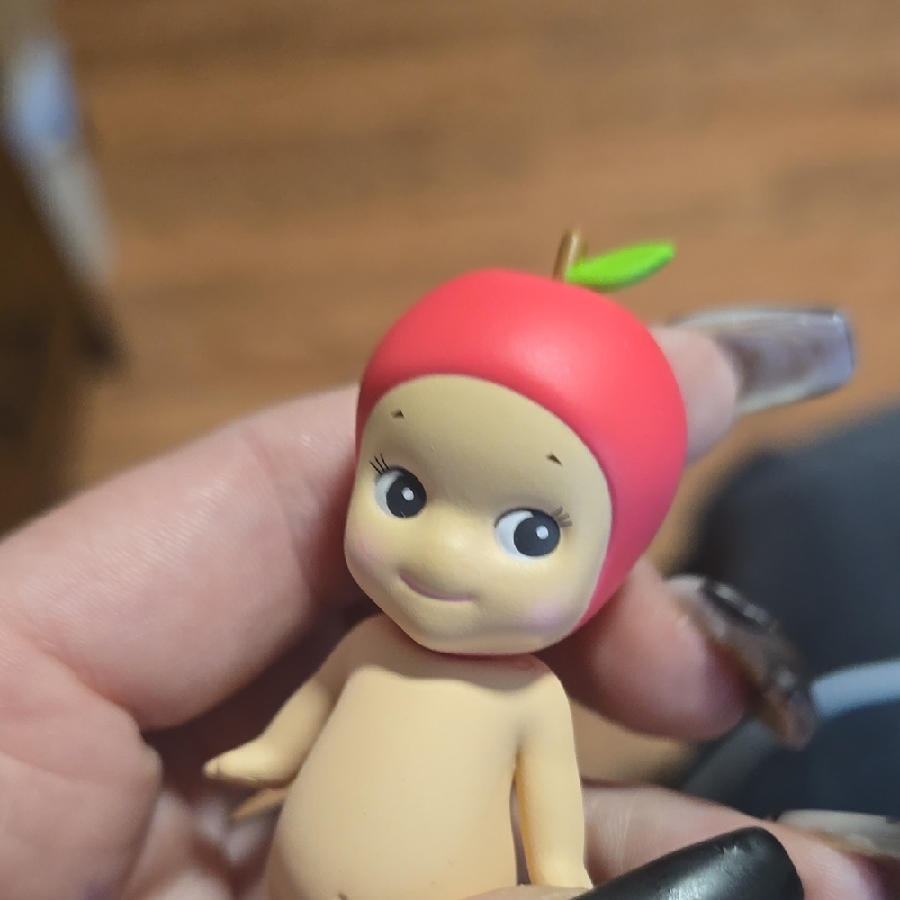 Sonny Angel Apple 100% Authentic - Picture 6 of 9